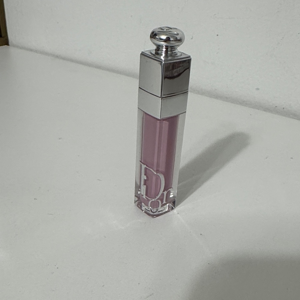 Dior Radiant Pink Lip Gloss it is new